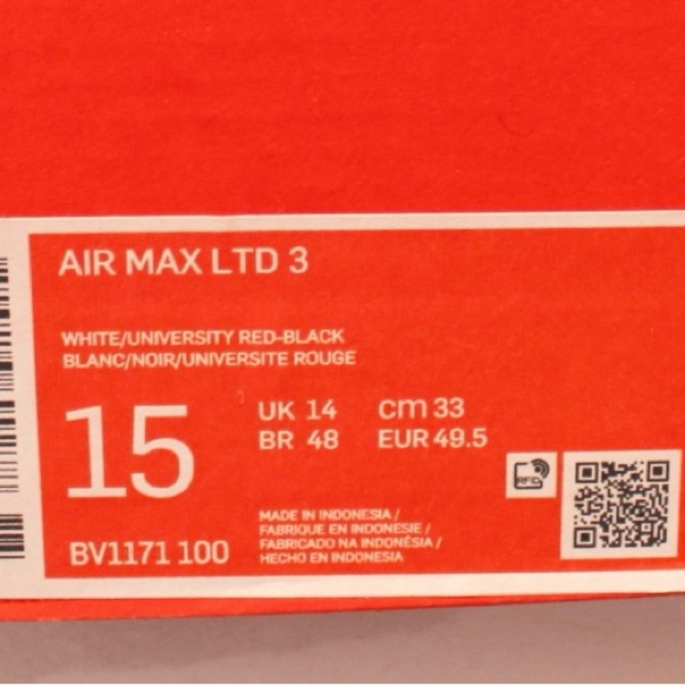 Nike Air Max White and Red Sneakers - Picture 7 of 7